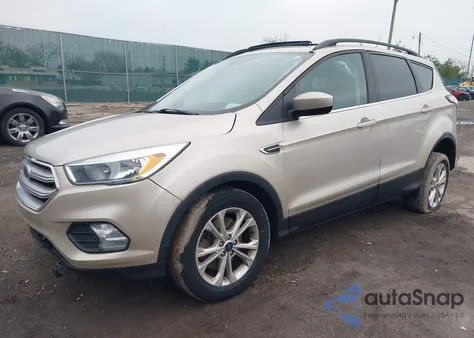 2018 Ford Escape Se z USA, uszkodzony, nr VIN 1FMCU9GD3JUC04473